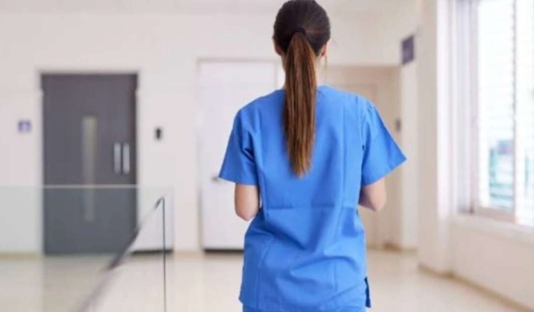 Kamu ve Şehir Hastanelerine KPSS’li ve KPSS’siz Personel Alımı Başladı